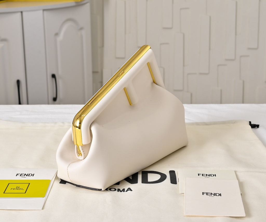 B1N46F8 Popular leather bag