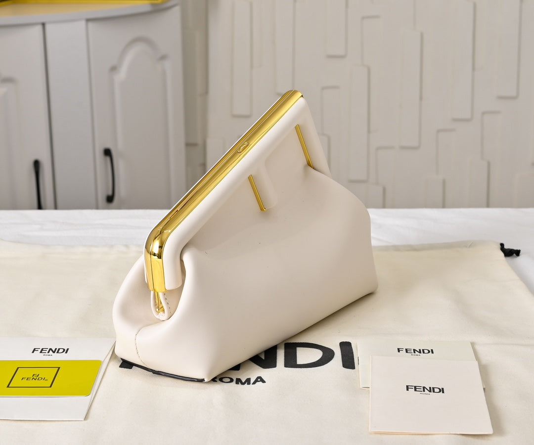 B1N46F8 Popular leather bag