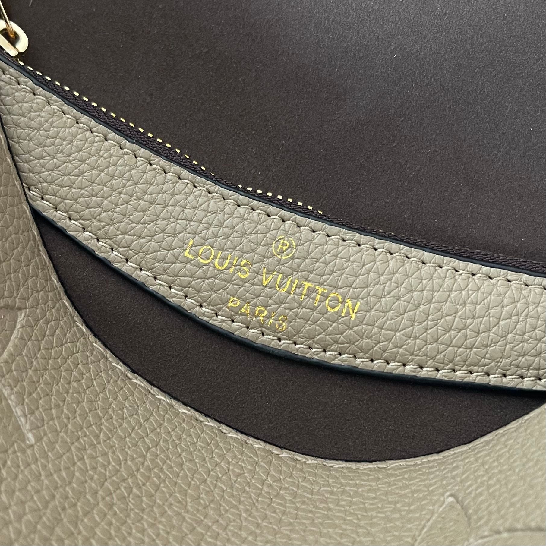 B1P36E38 Popular leather bag