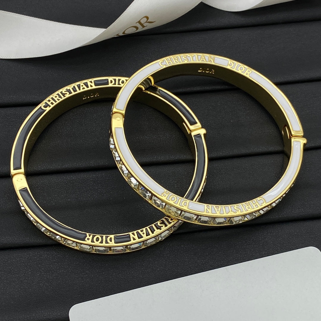 X1Q85D79K  Popular Bracelets