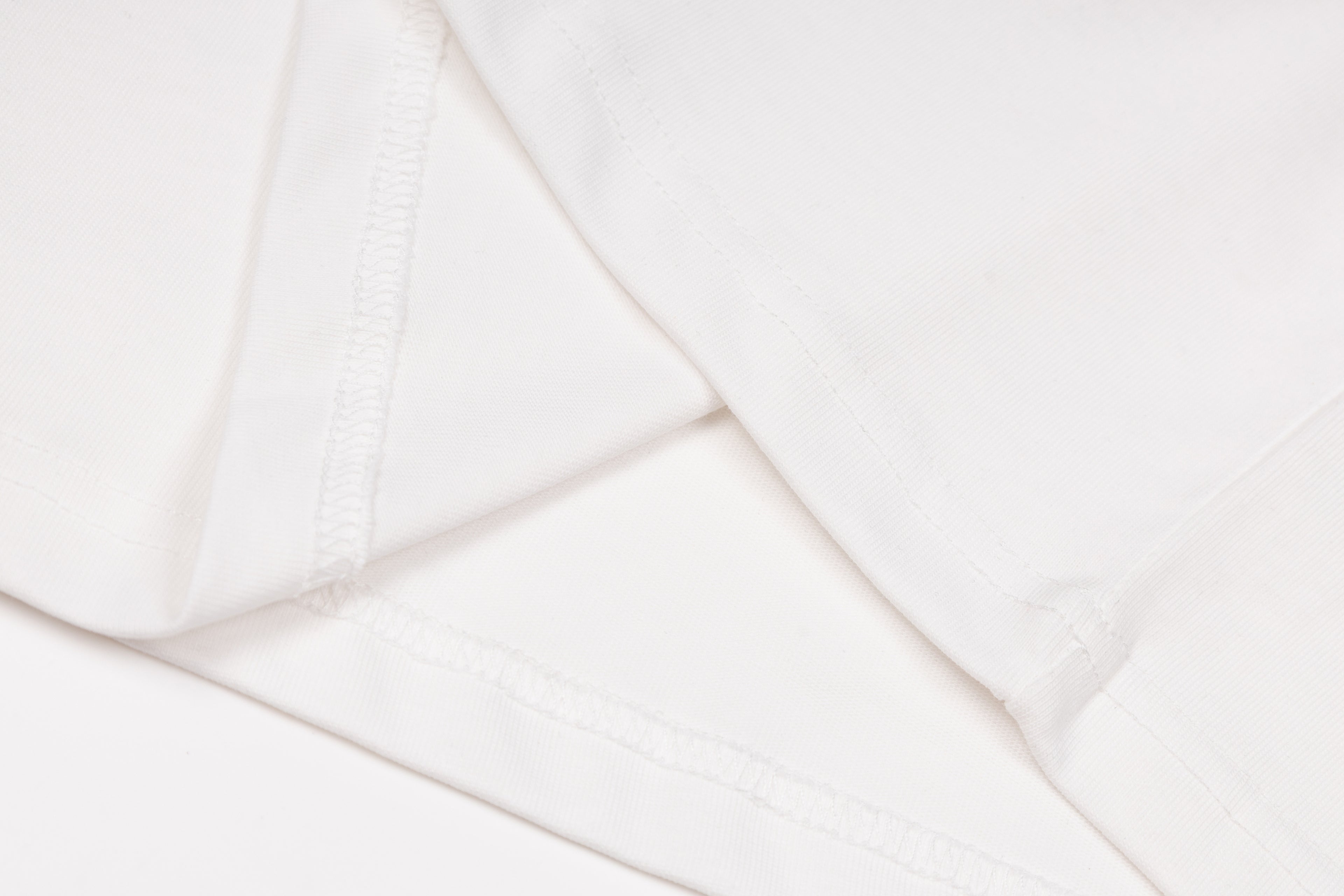 U1R76A42 Popular T-shirts