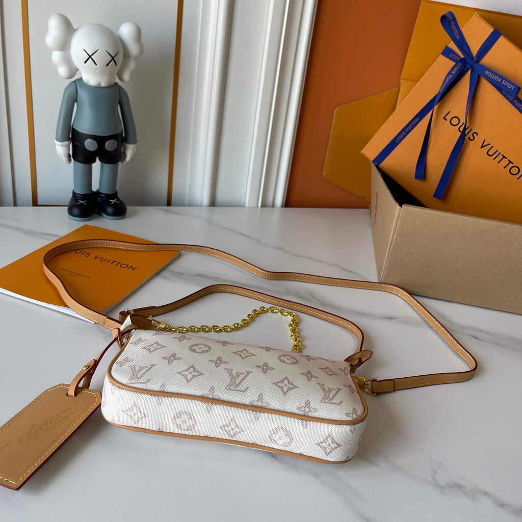 B1N36E1 Popular Canvas Purse bag
