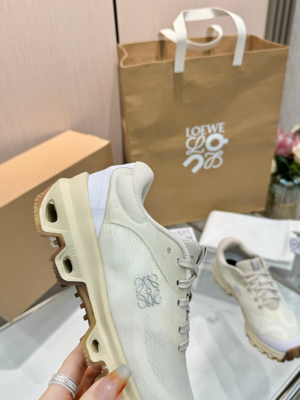 Z1Q95C19  Popular  shoes
