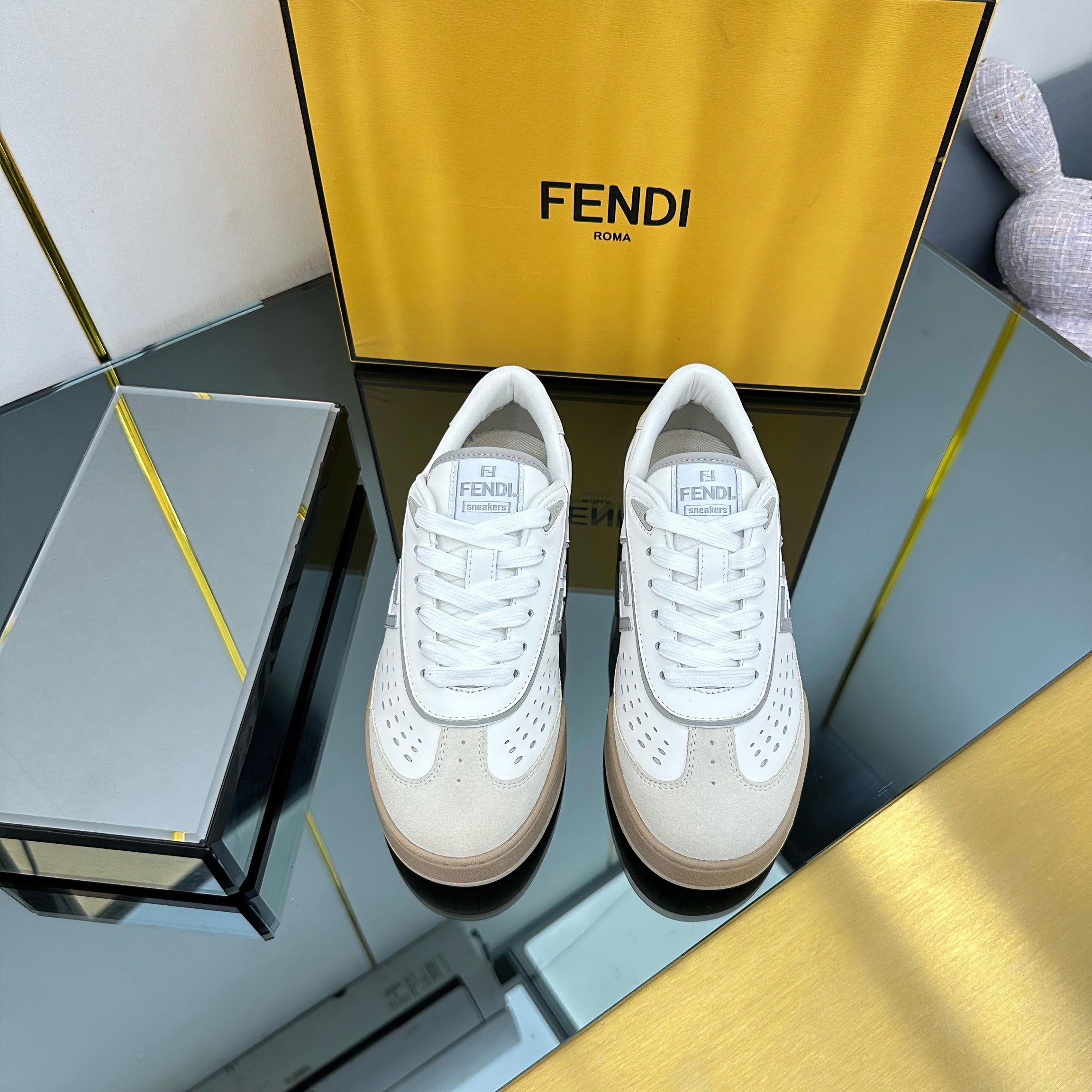 Z2Q105F421 Popular high-quality Shoes
