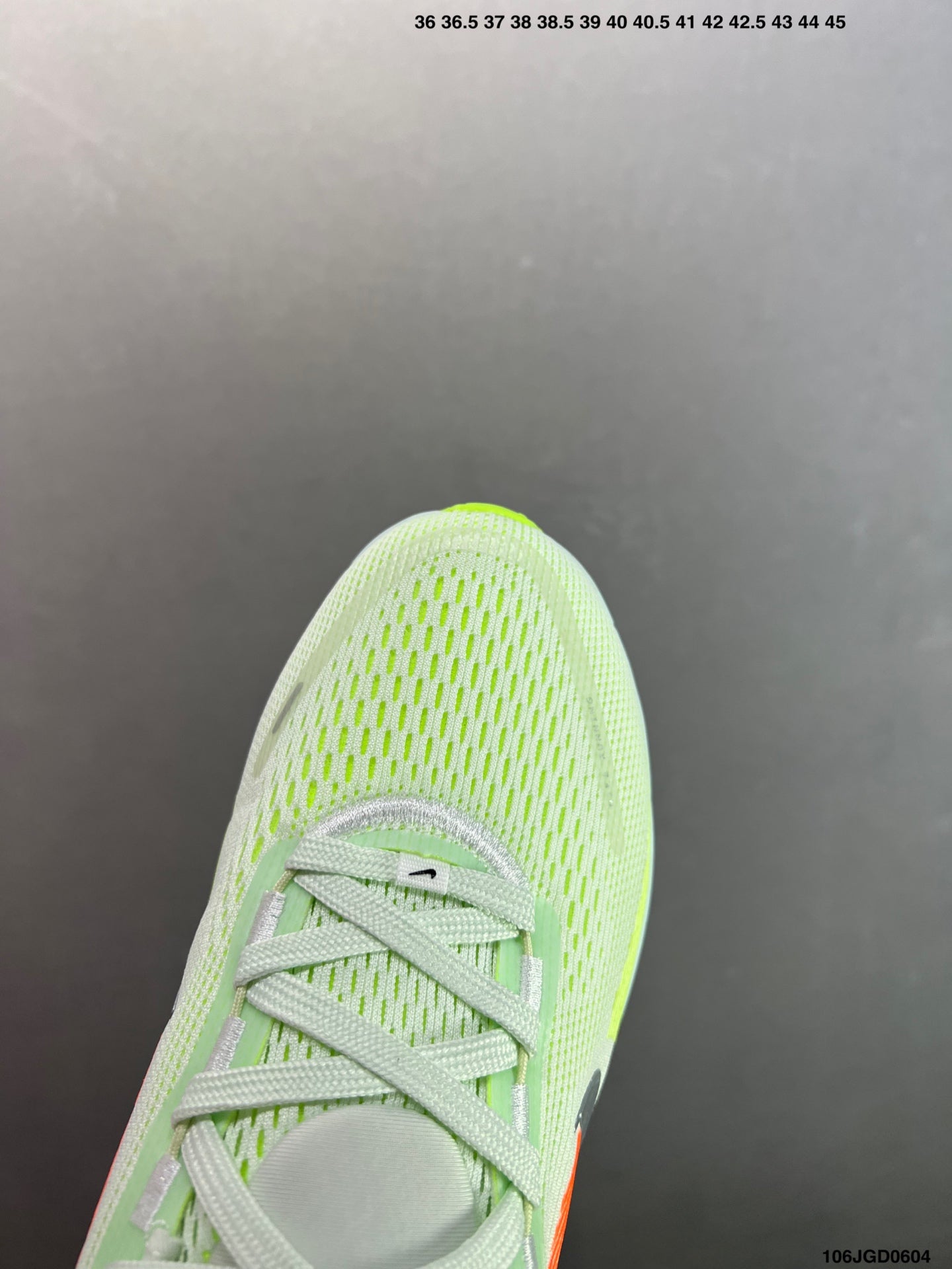 Z4N65A10  Popular shoes