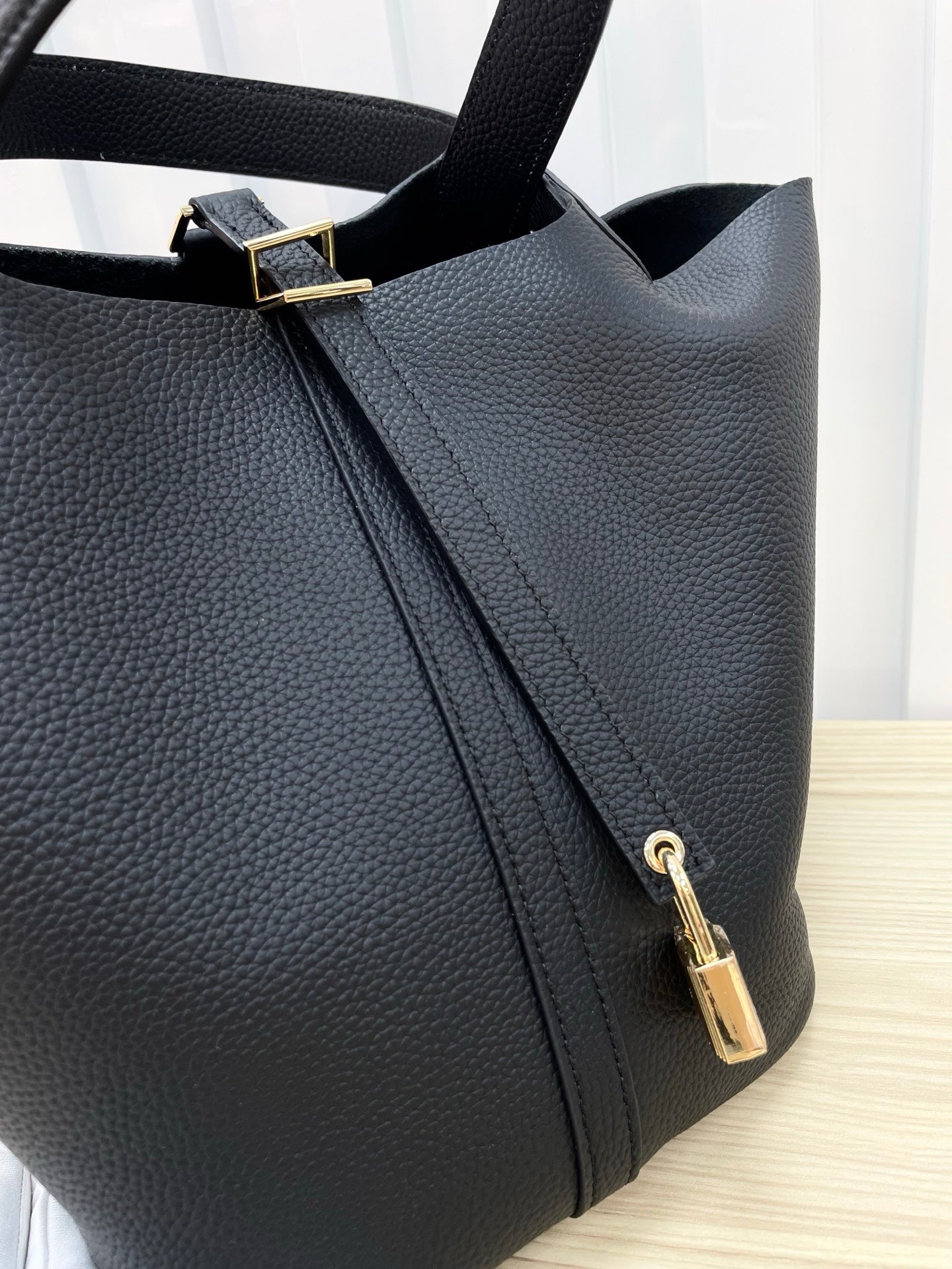 B1R15H5 Popular   leather bag