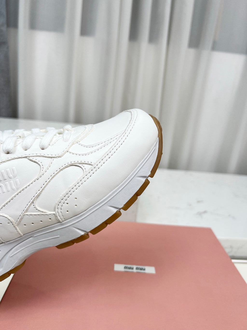 Z2Z85A47  Popular high quality shoes