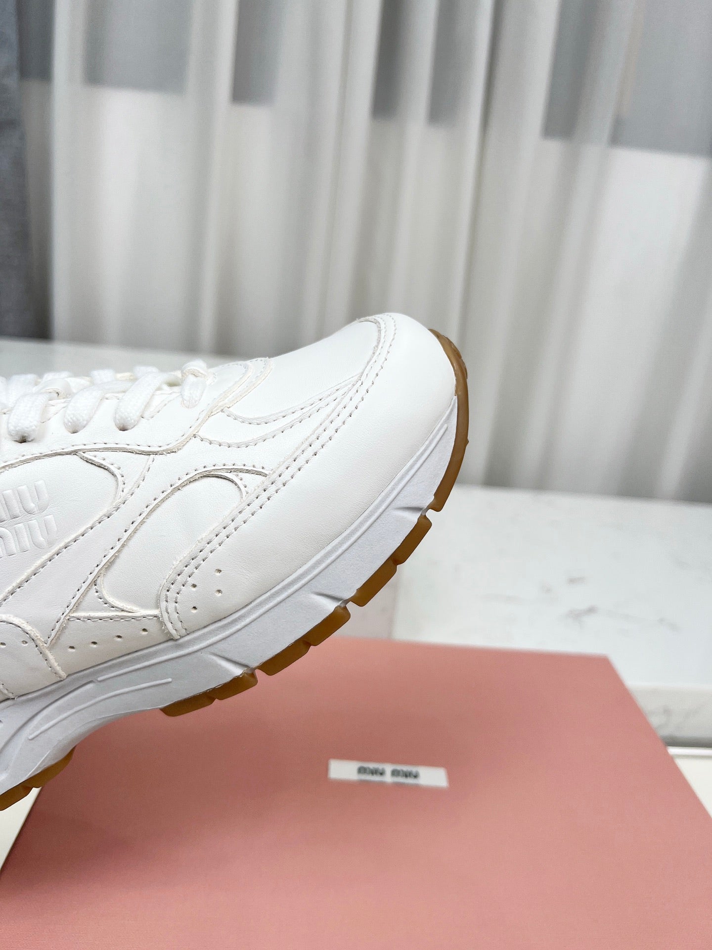 Z2Z85A47  Popular high quality shoes