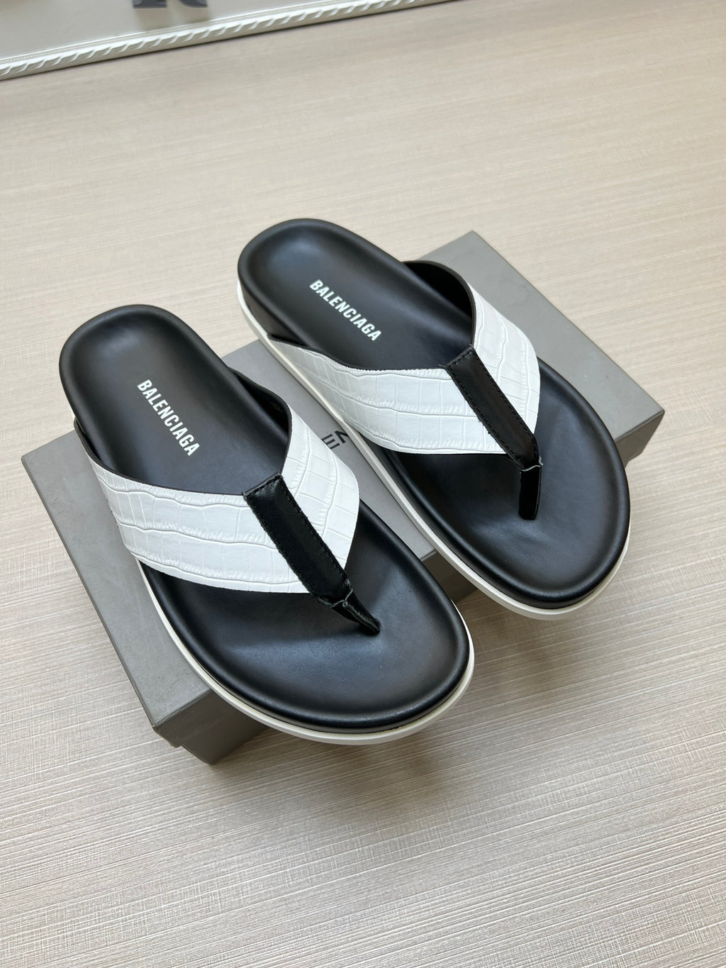 Z5ZJ98 Popular slippers