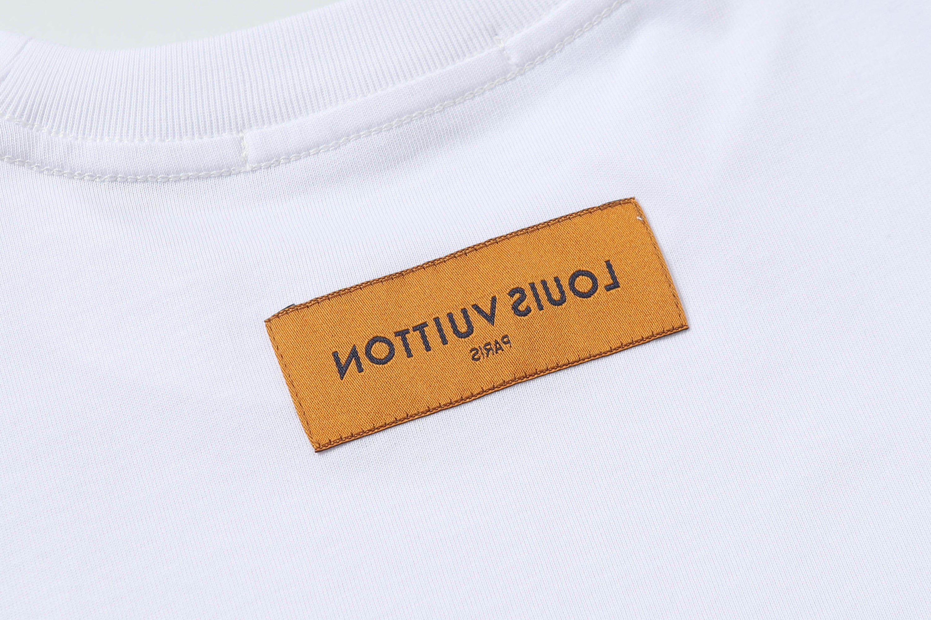 U1R45E166 Popular T-shirt