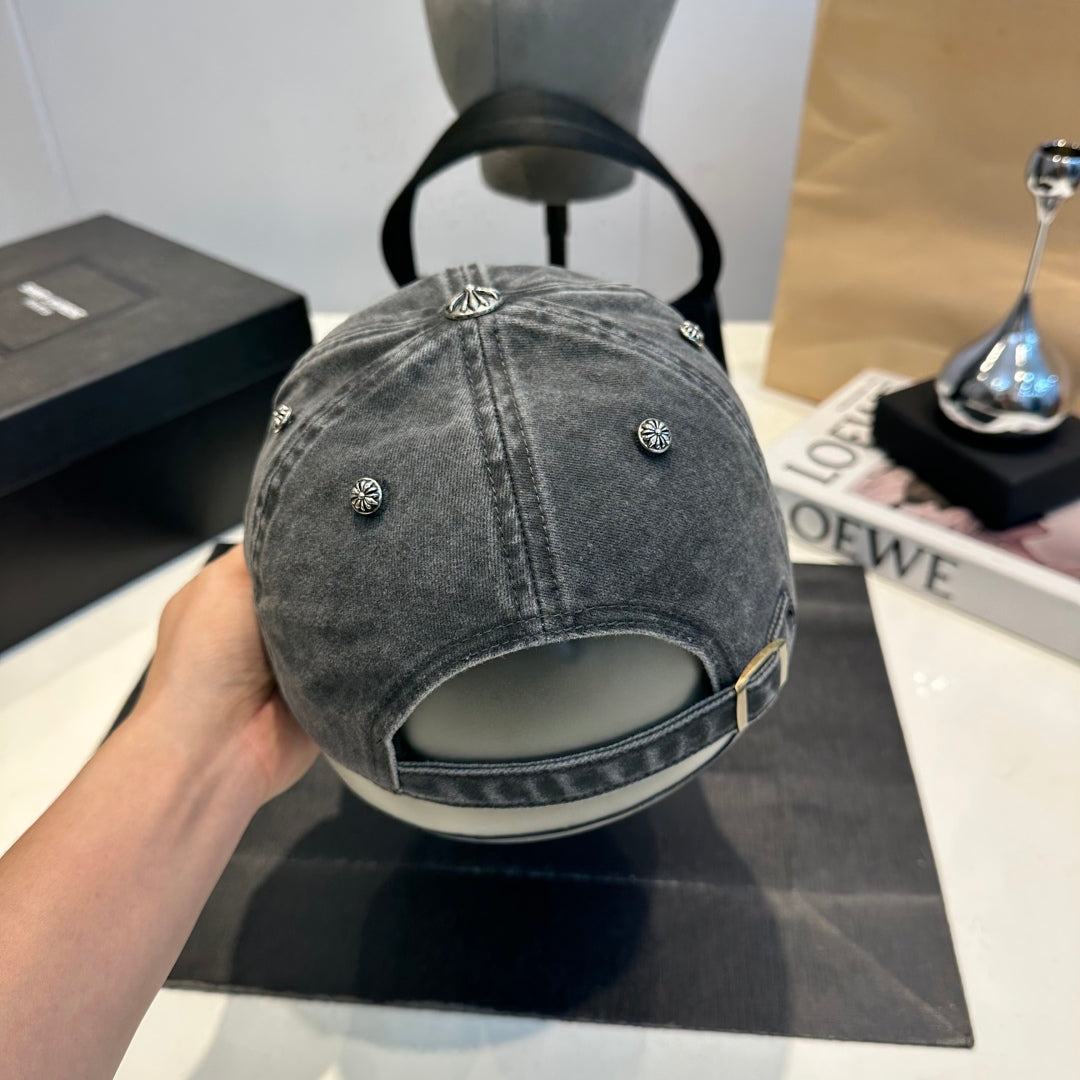 M1Q105A110 Popular hats