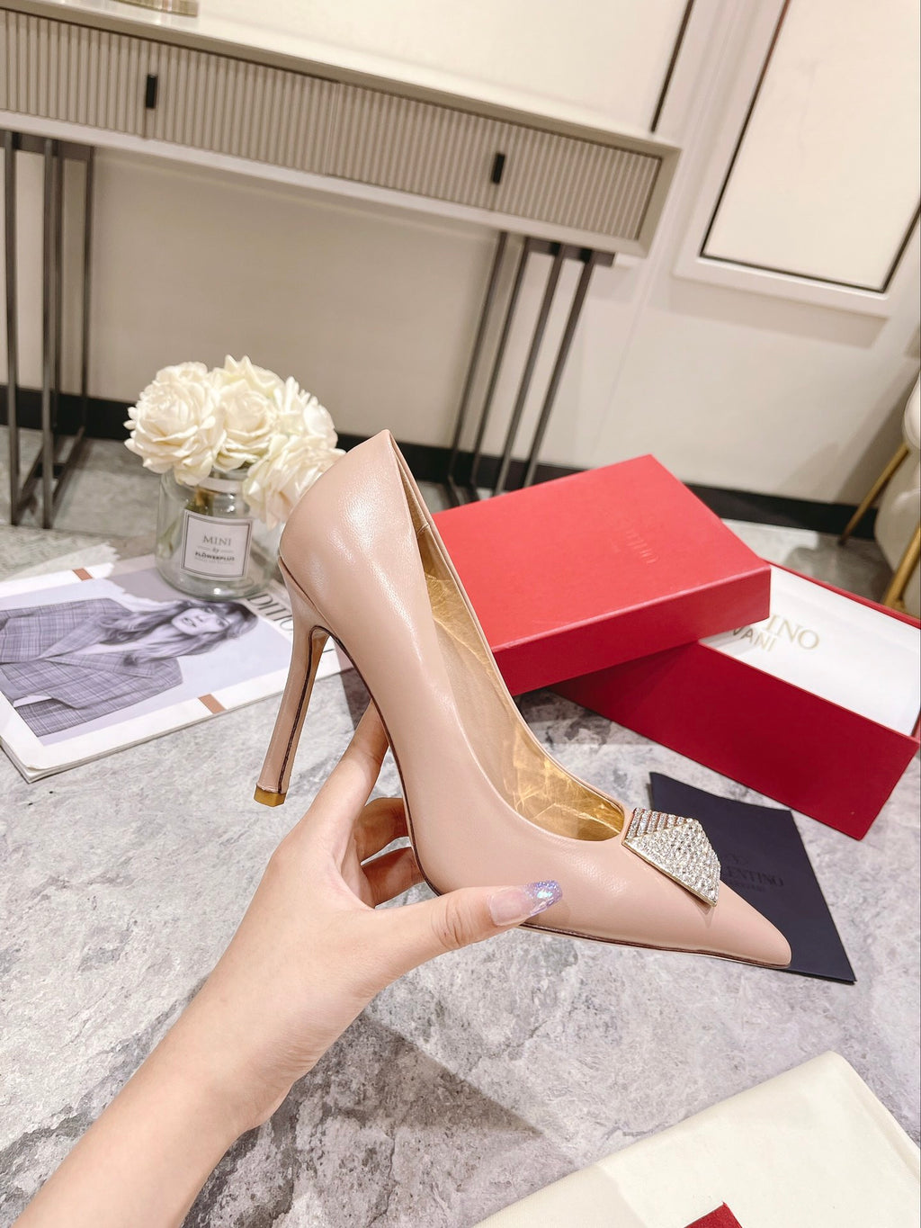 Z1WVL263 Popular sandals High heels