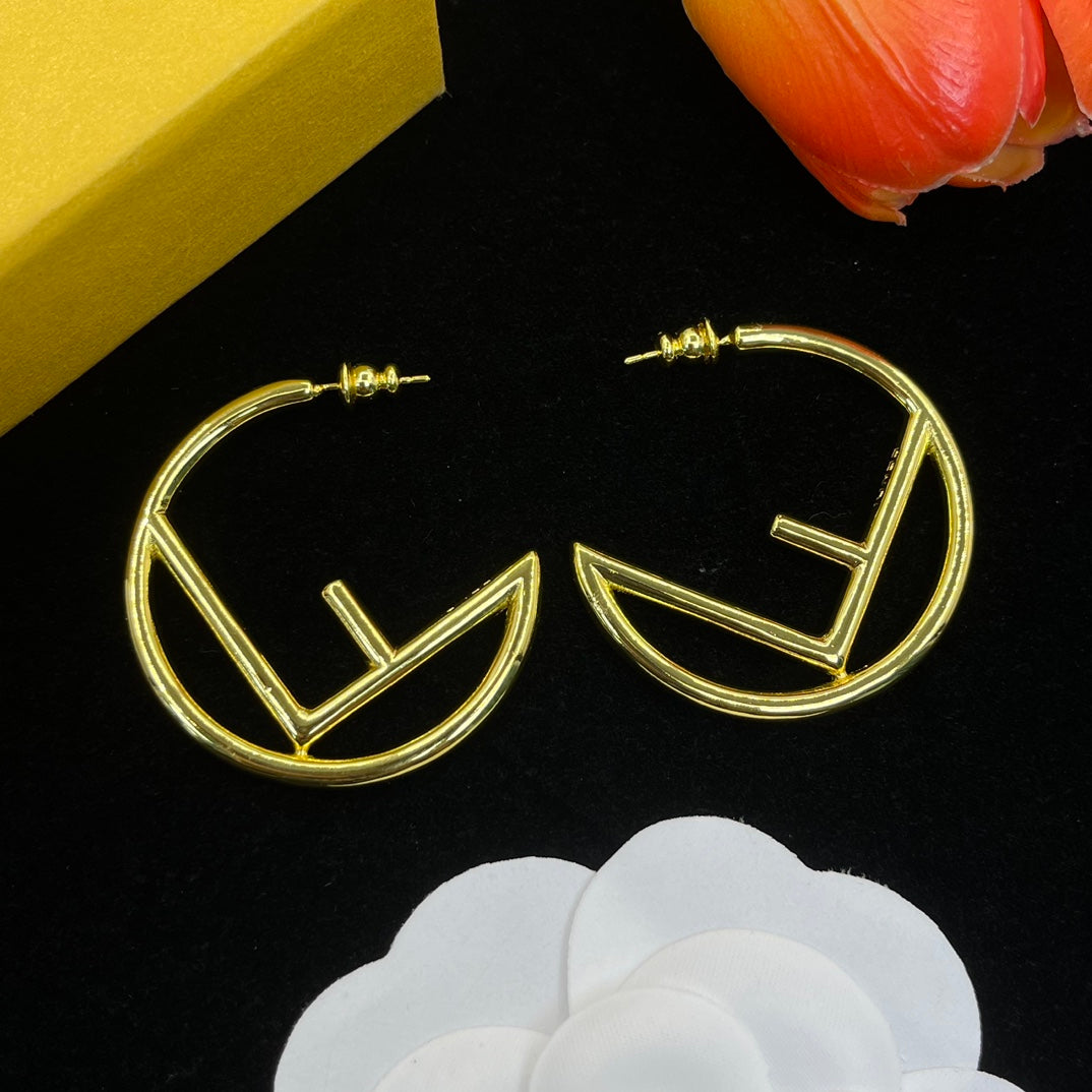 X1Z94F647E Popular  Earrings