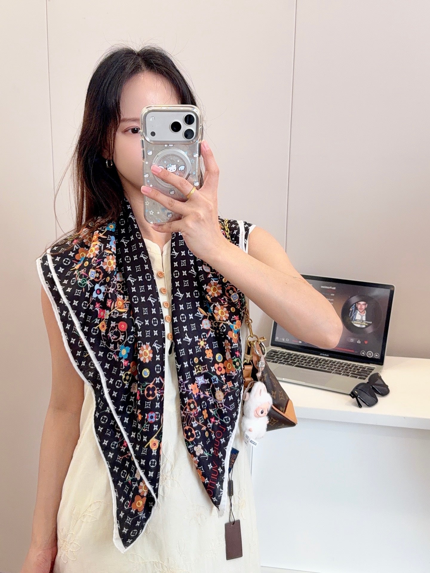 W1N36E29 Popular Silk Scarve