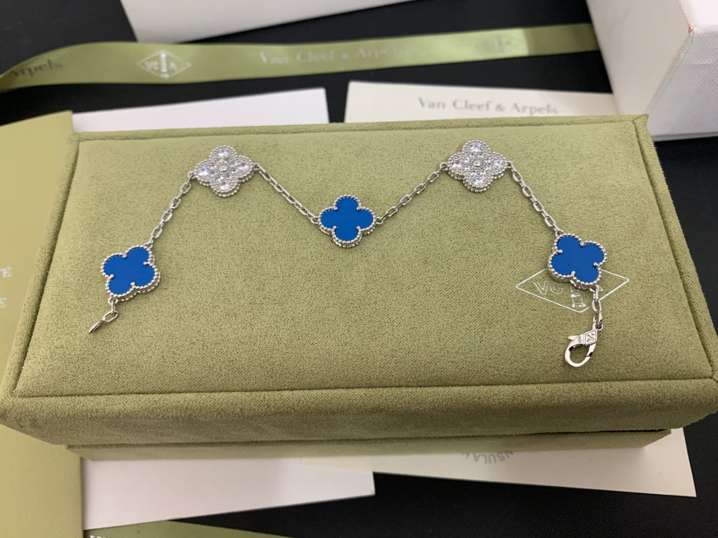 X5X53VA179K  Popular bracelets 5 flowers normal size1.5cm flower