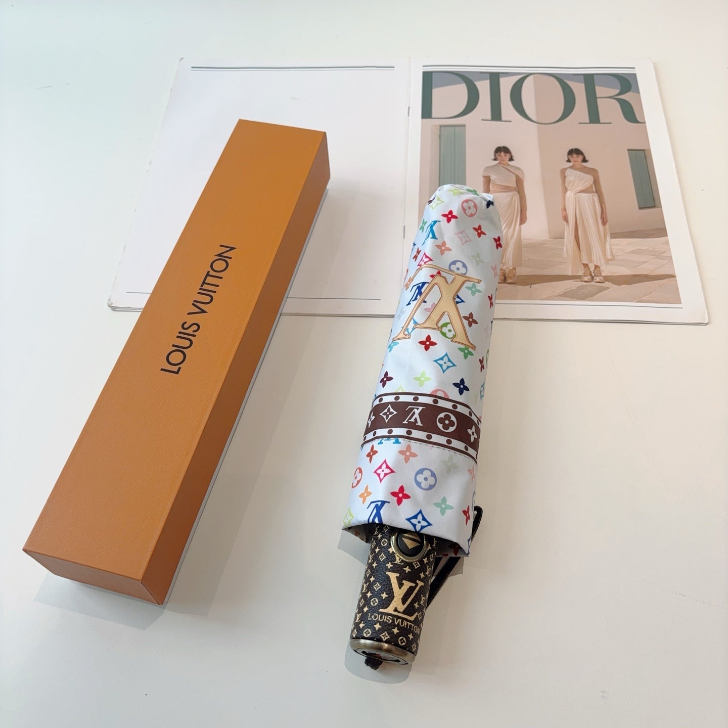 J1R85E19 Popular UV resistant umbrella