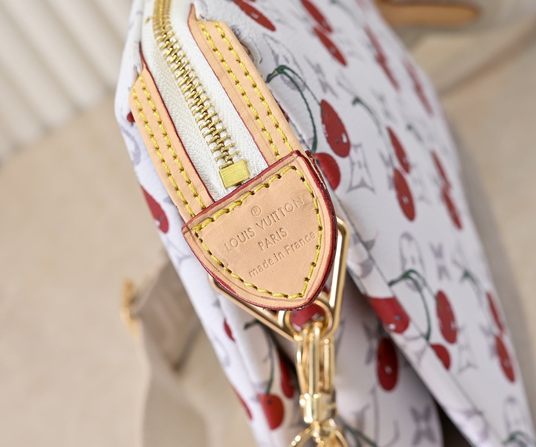 B1R15E29 Popular   bag