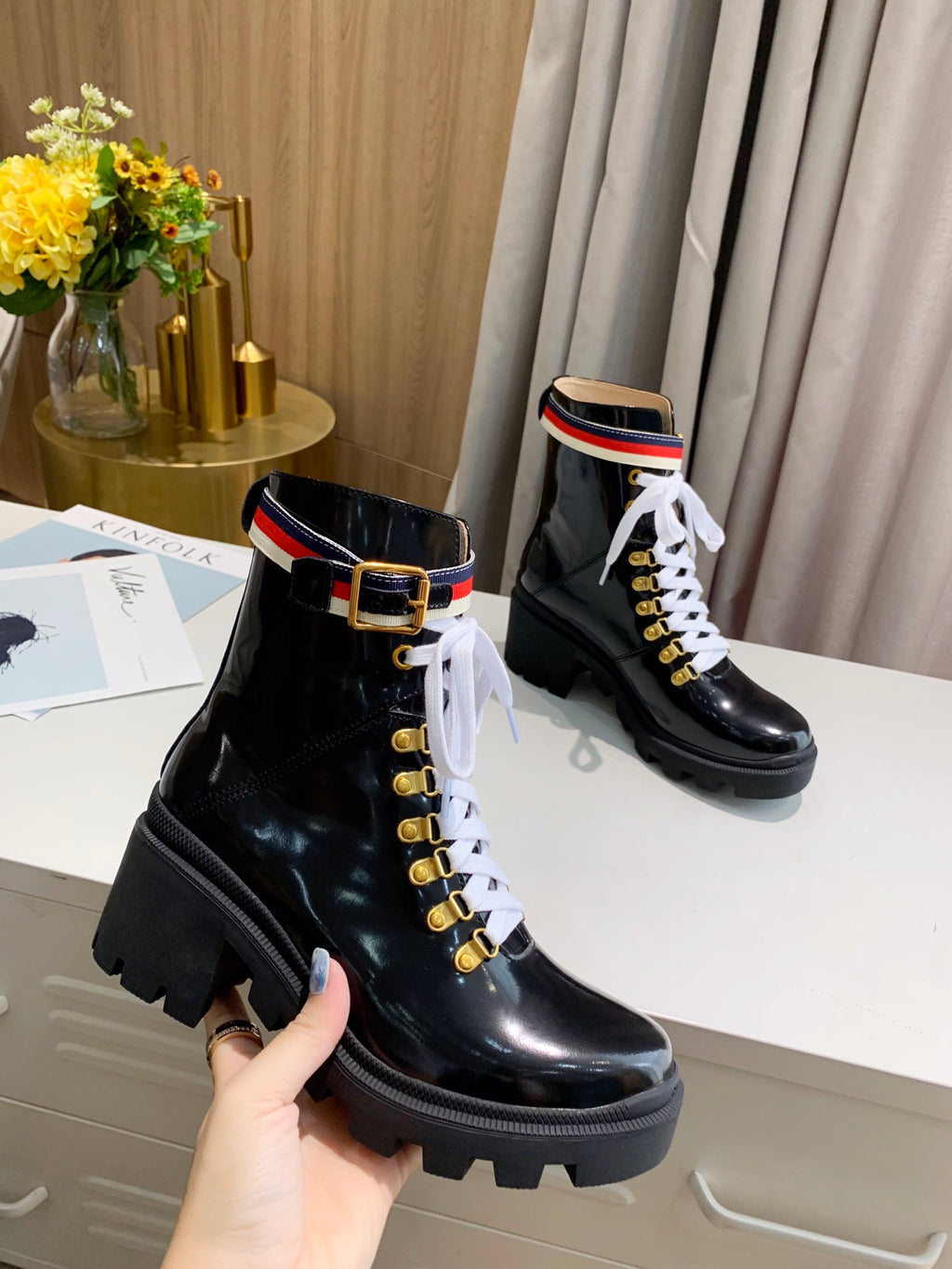 Z2XB200 Popular leather boot (top layer leather lining)