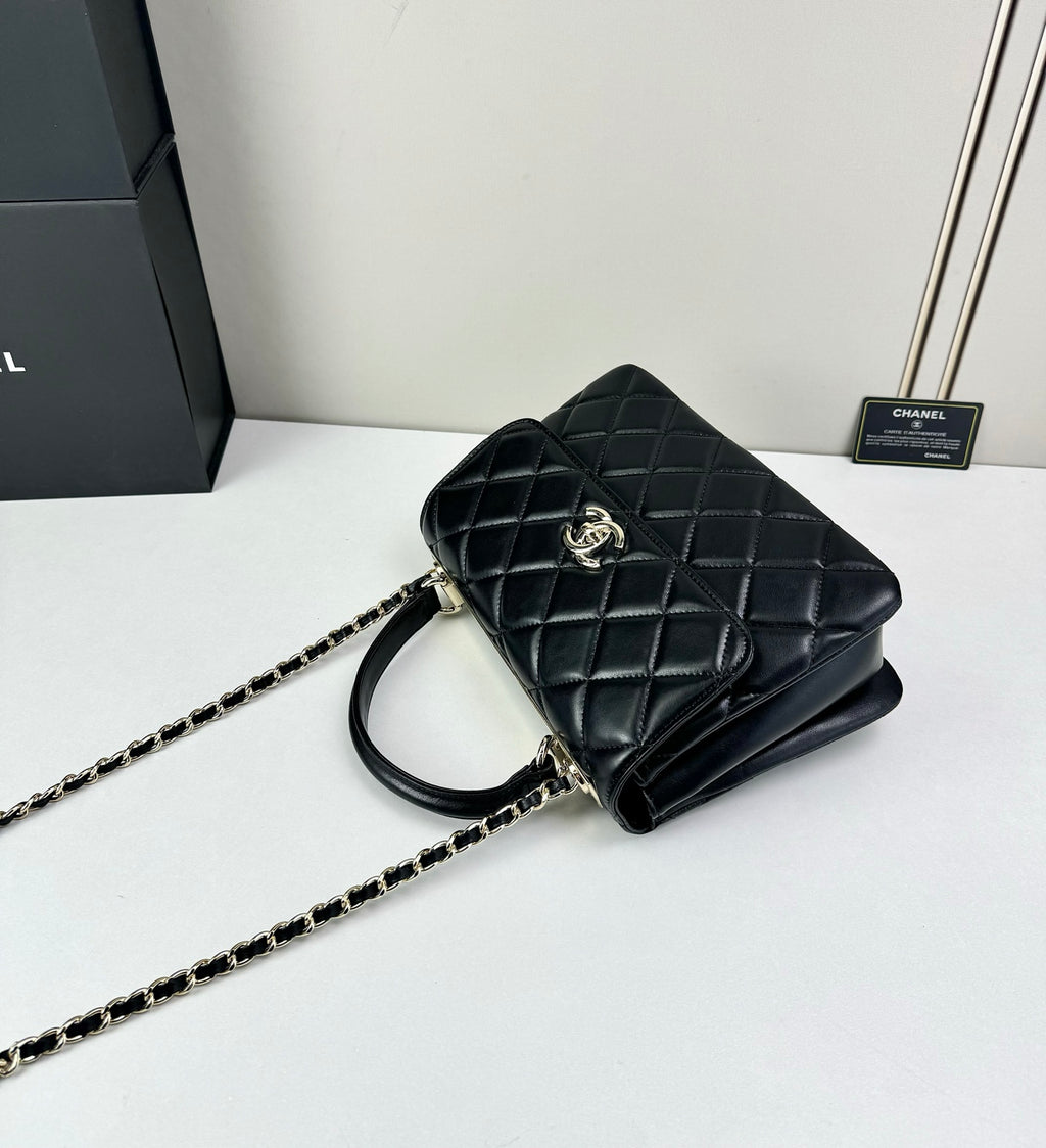 B1X76C8  Popular leather bag