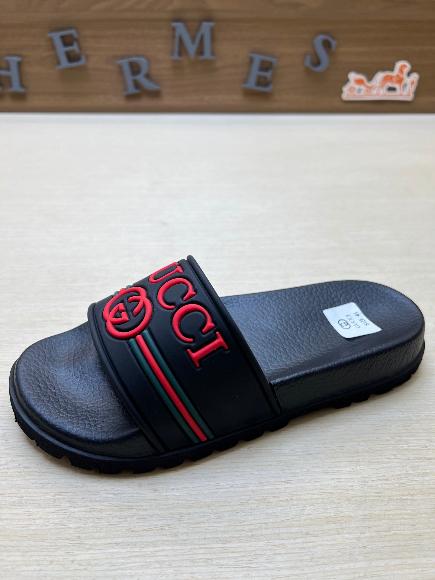 Z5R66B24 Popular  Slippers