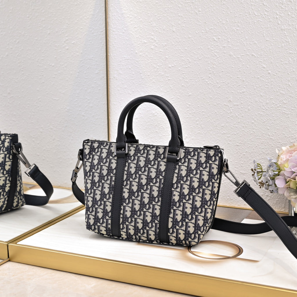 B1X104D65 Popular  bag
