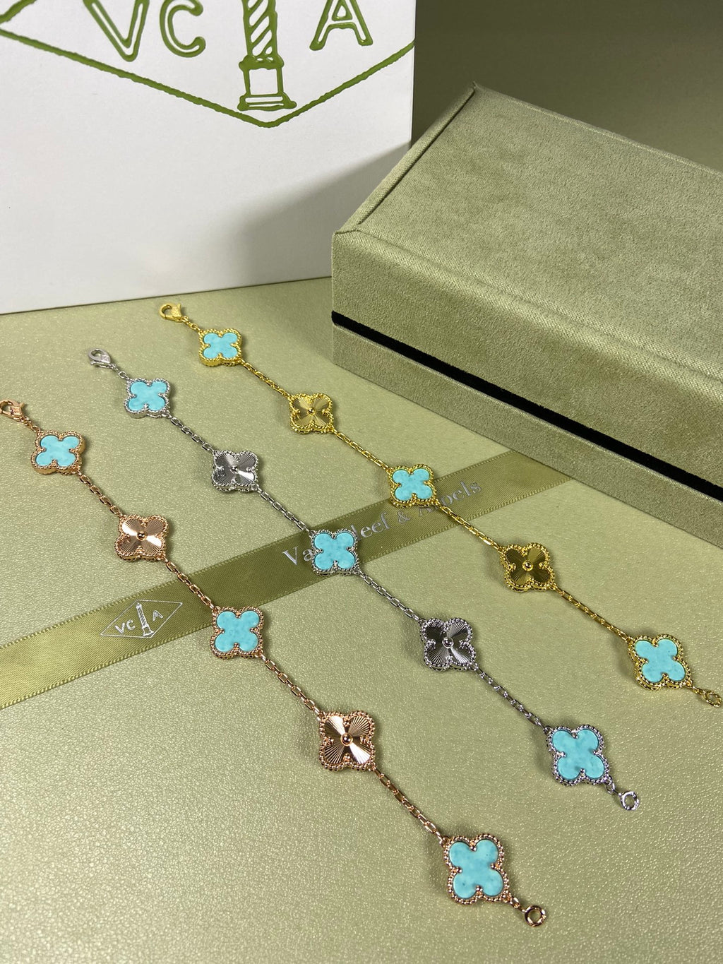 X5X94VA181K  Popular bracelets  5 flowers normal size1.5cm flower