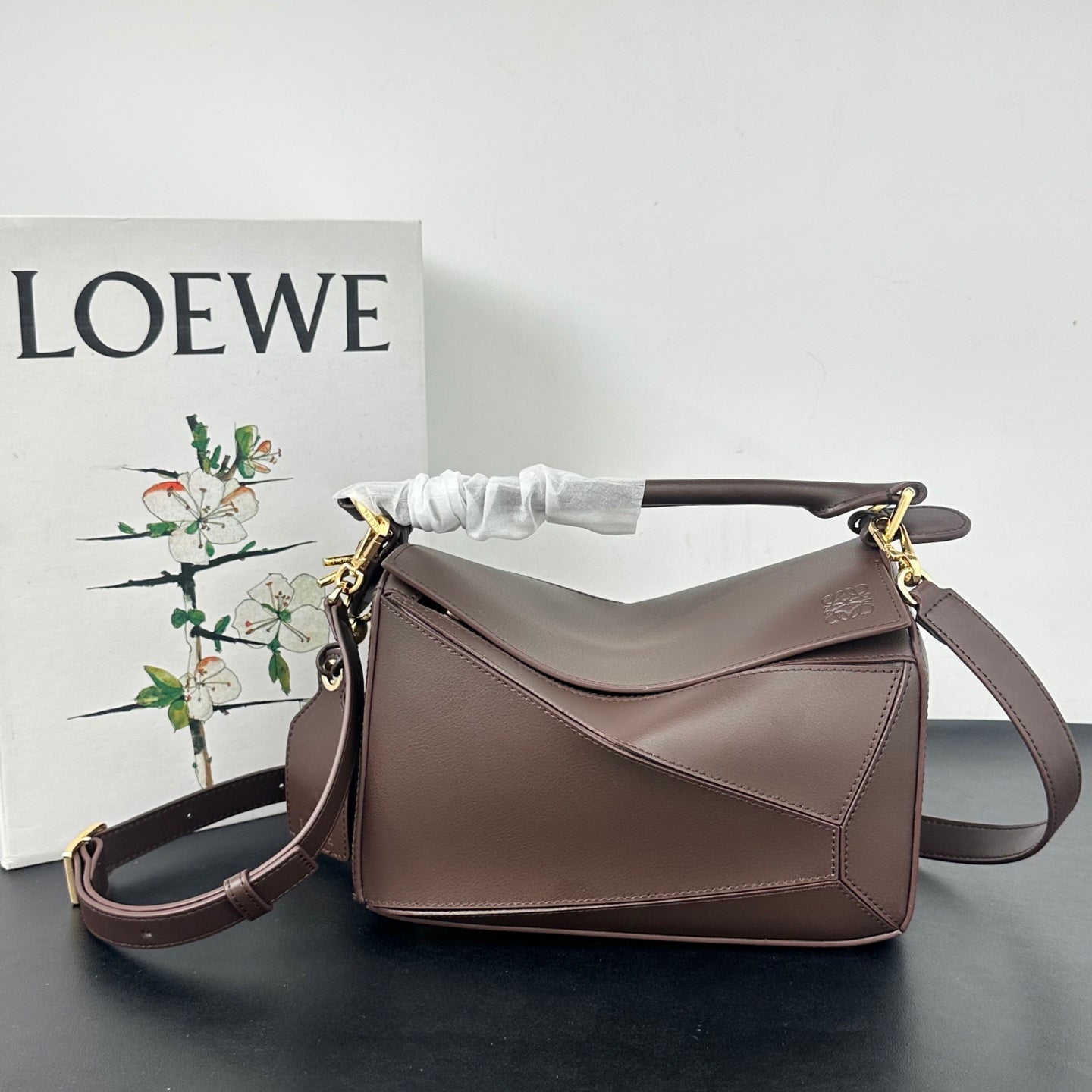 B1R46A9 Popular leather bag