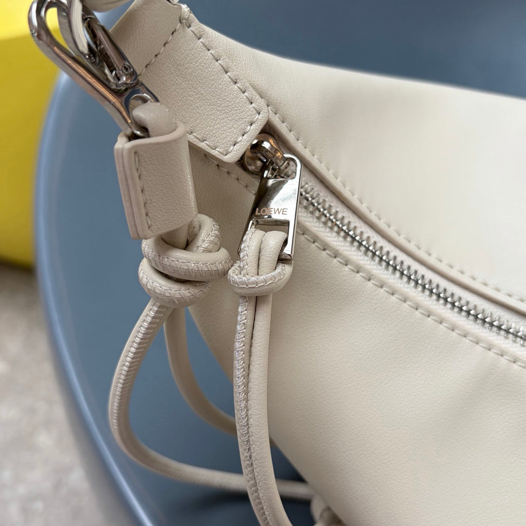 B1R66A13 Popular leather bag