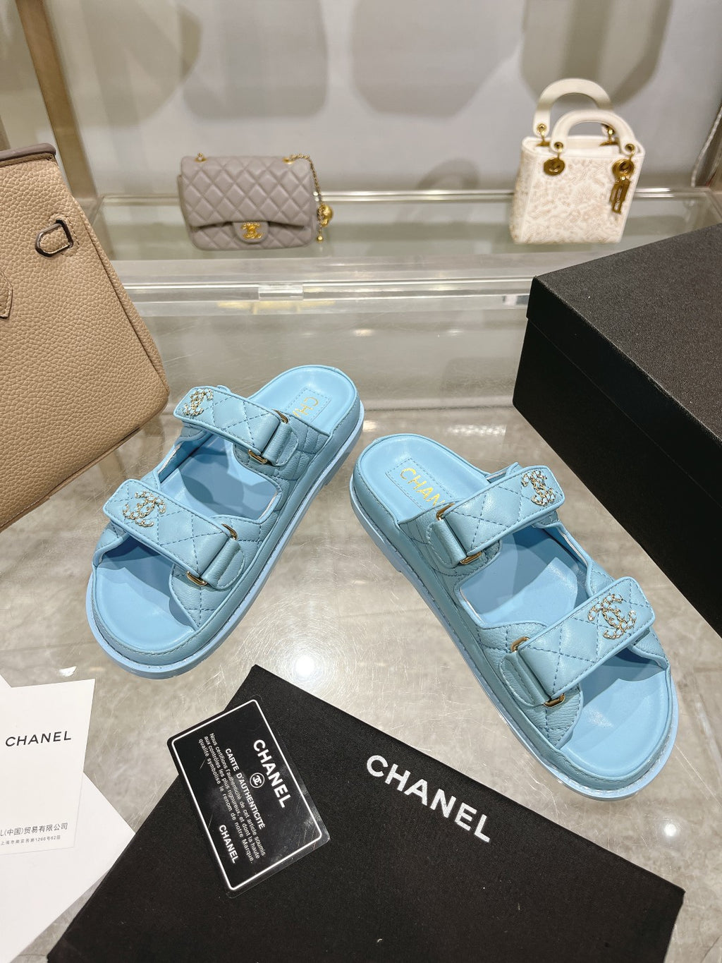 Z2R45C7  Popular leather shoes