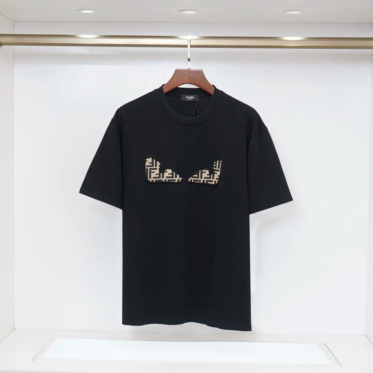 U1P36F133 Popular T-shirts