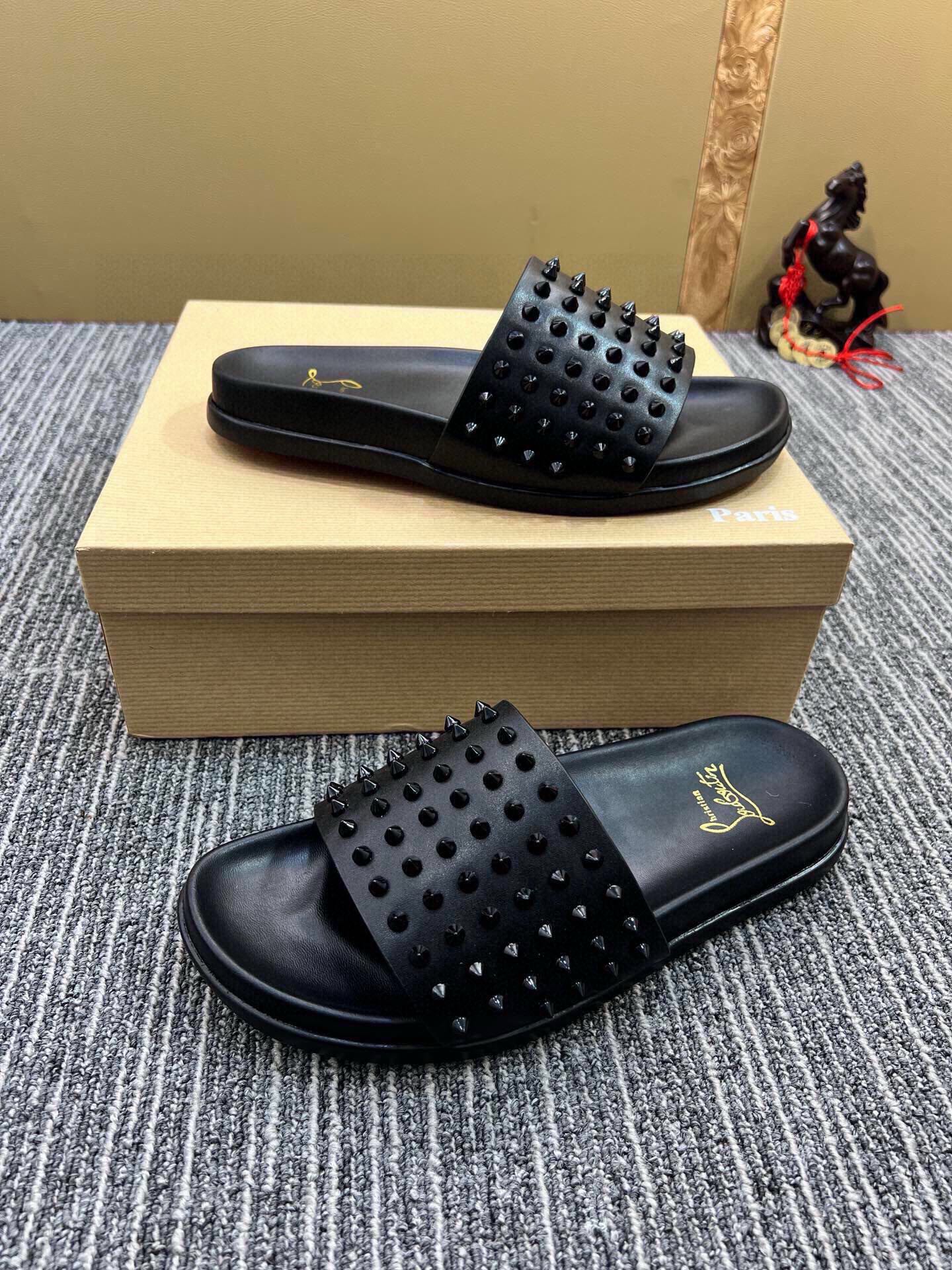 Z5ZA126 Popular slippers