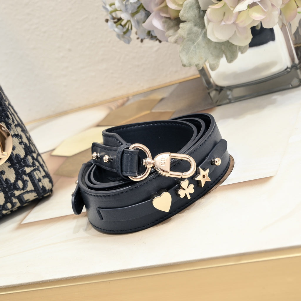 B1X54D439 Popular   embroidery bag