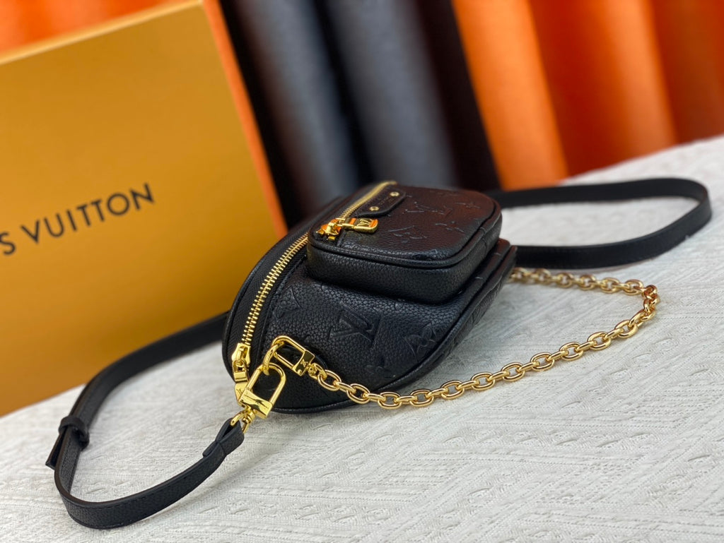 B1N55E57 Popular  leather bag