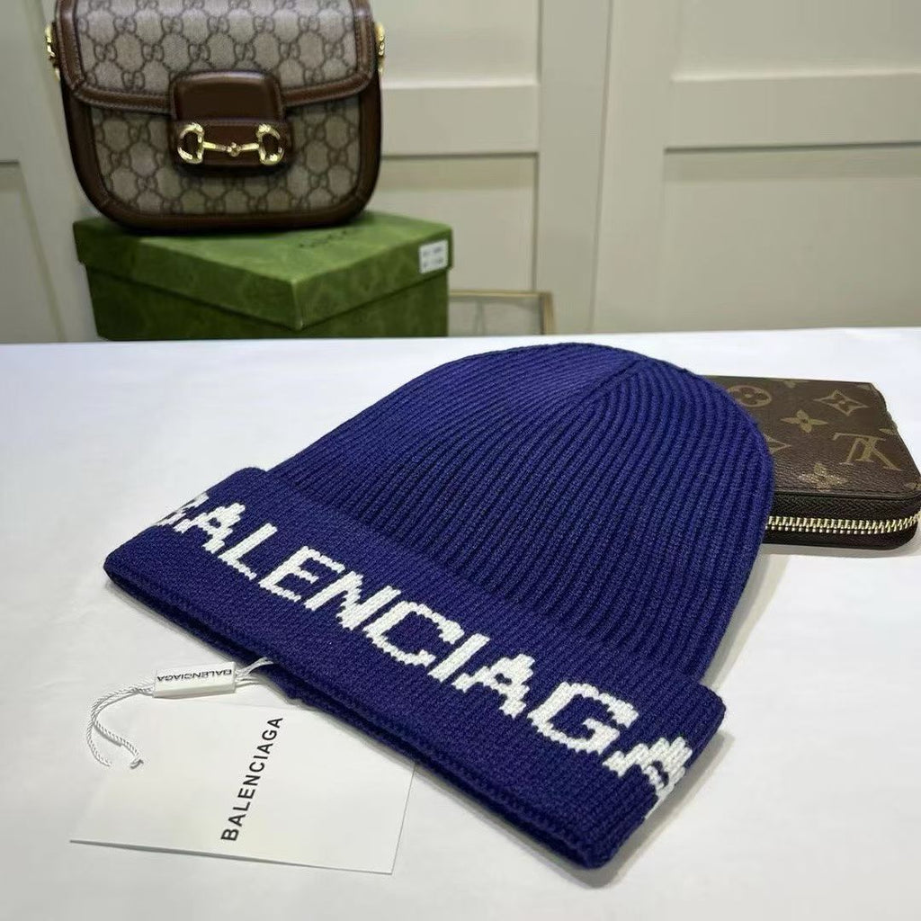 M1R86J86 Popular hats
