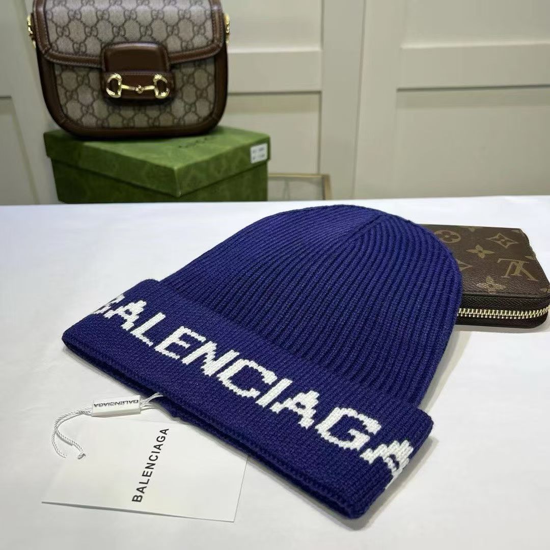 M1R86J86 Popular hats