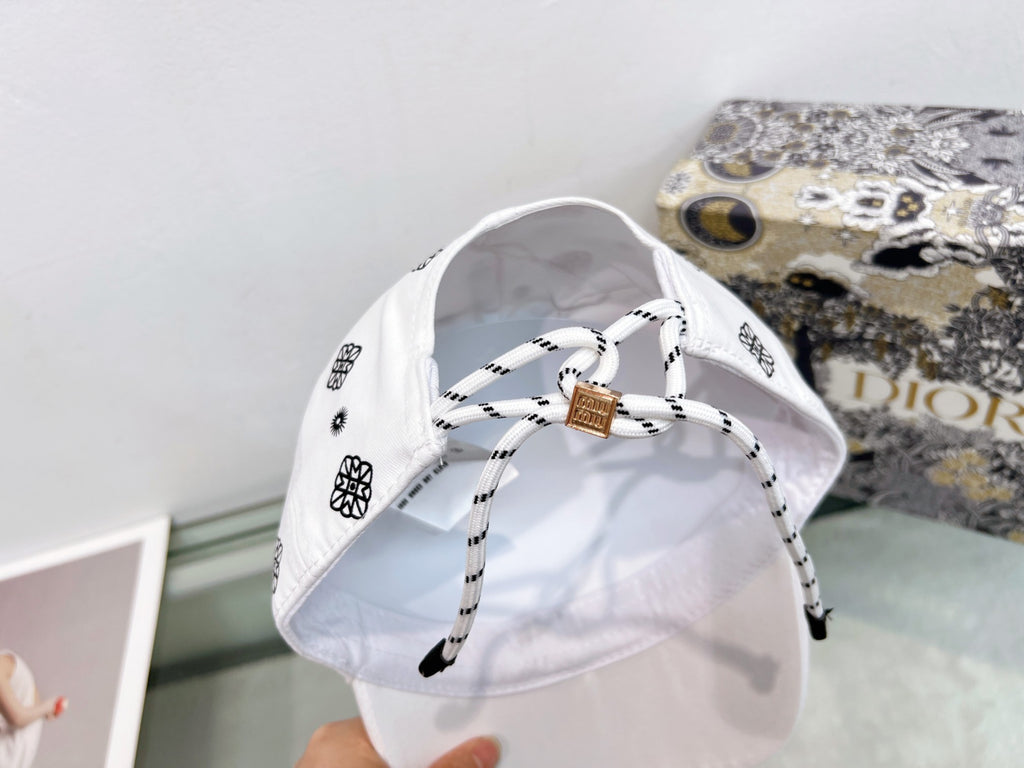 M1Q85A82 Popular hats