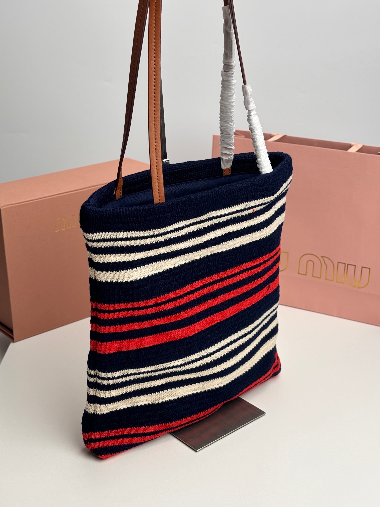 B1X104A77 Popular   Woven Bag