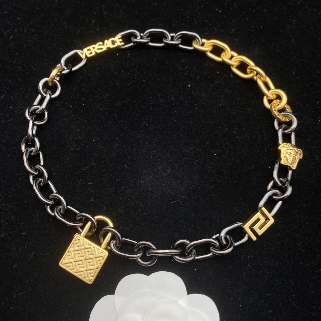 X1R75V97X Popular   Necklace. Bracelets