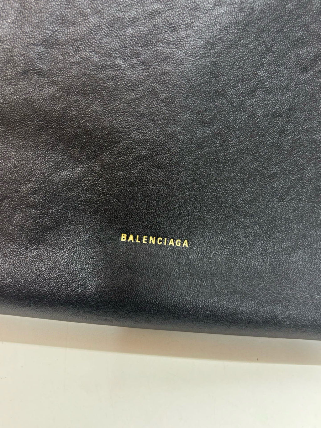 B1P46J147 Popular leather bags