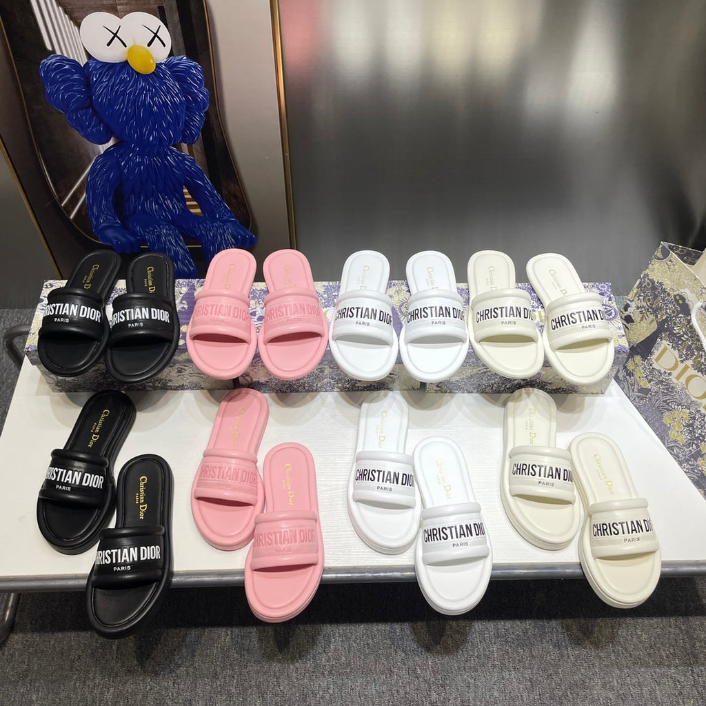 Z1Z54D76 Popular slippers