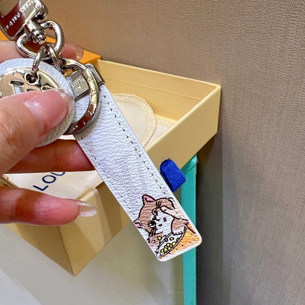 A1Z105E93 Popular bag 's charms accessories
