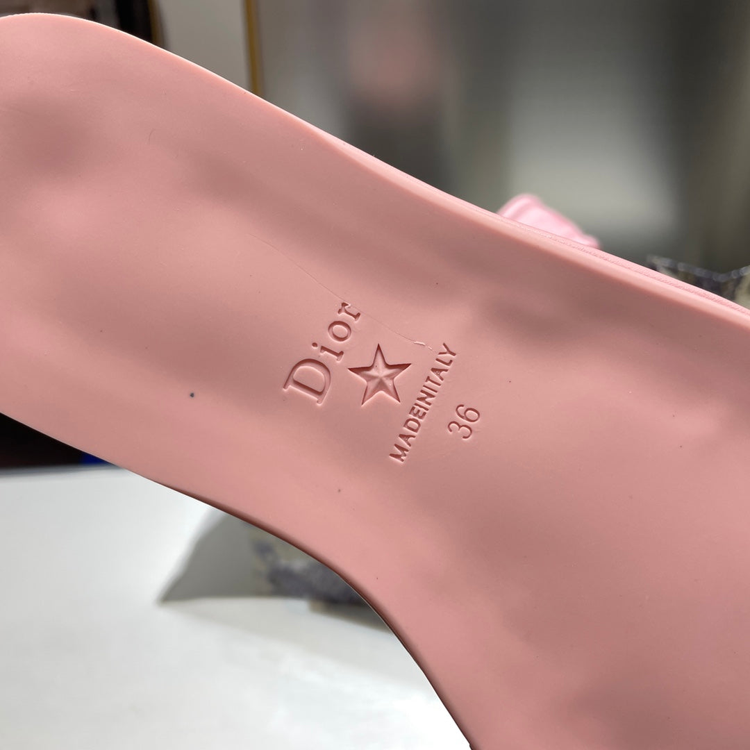 Z1Z54D76 Popular slippers