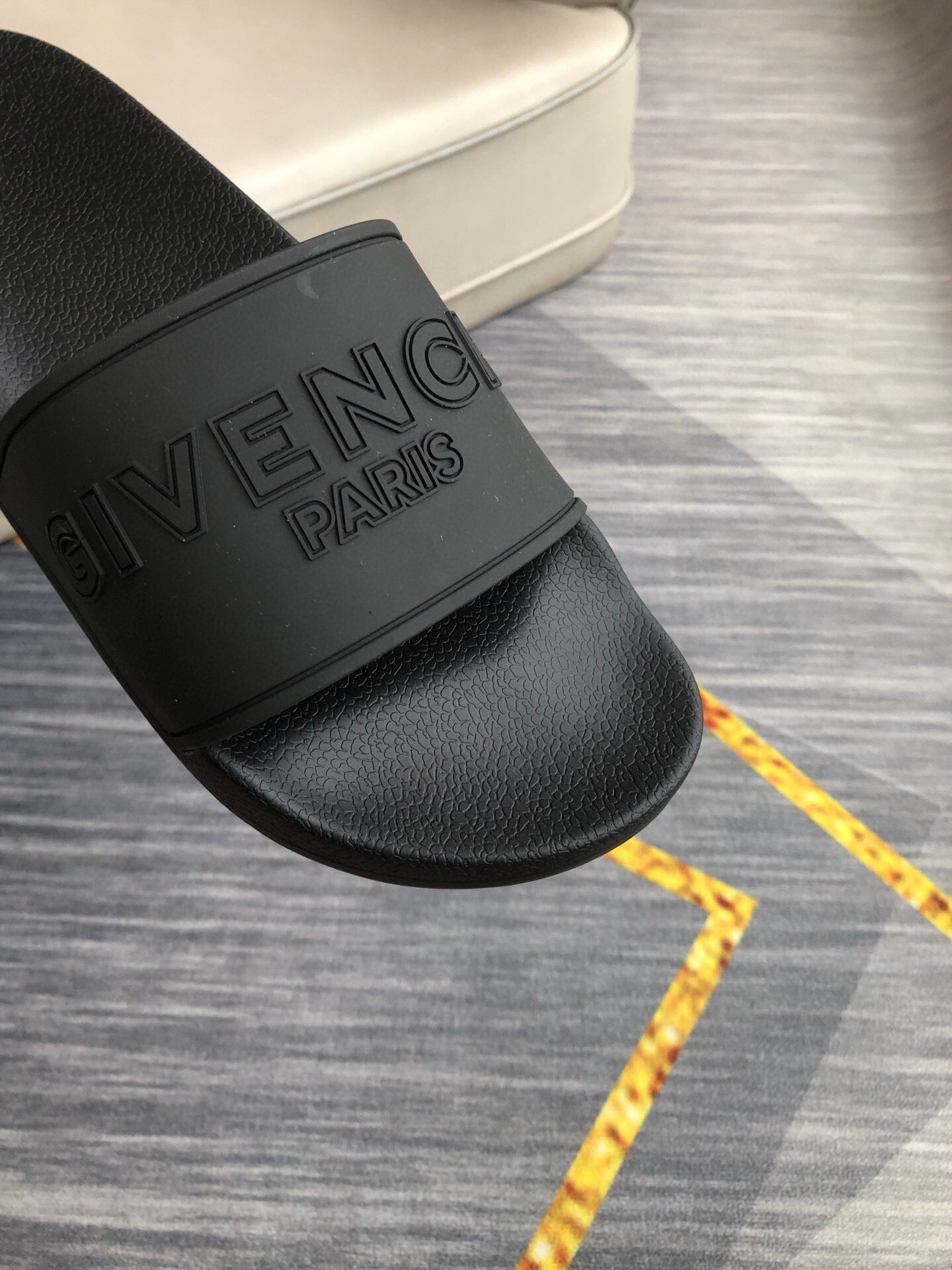 Z5Z35GV265 Popular Slippers