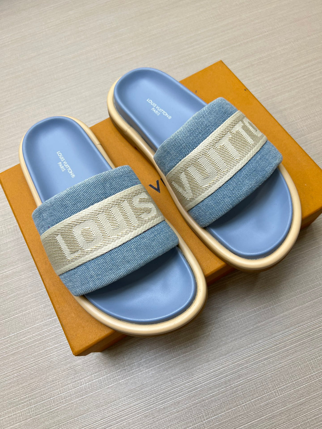 Z5Z35E300 Popular Slippers