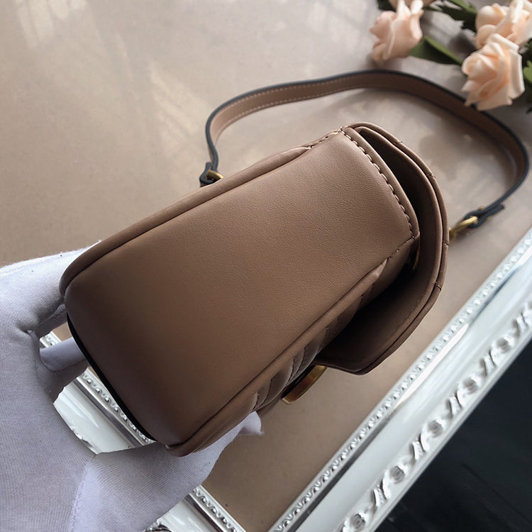 B1X61B020 Popular  leather bag 
