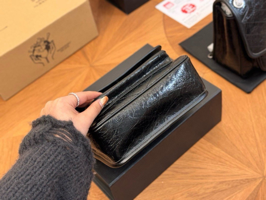B6X54SL429 Popular leather bag