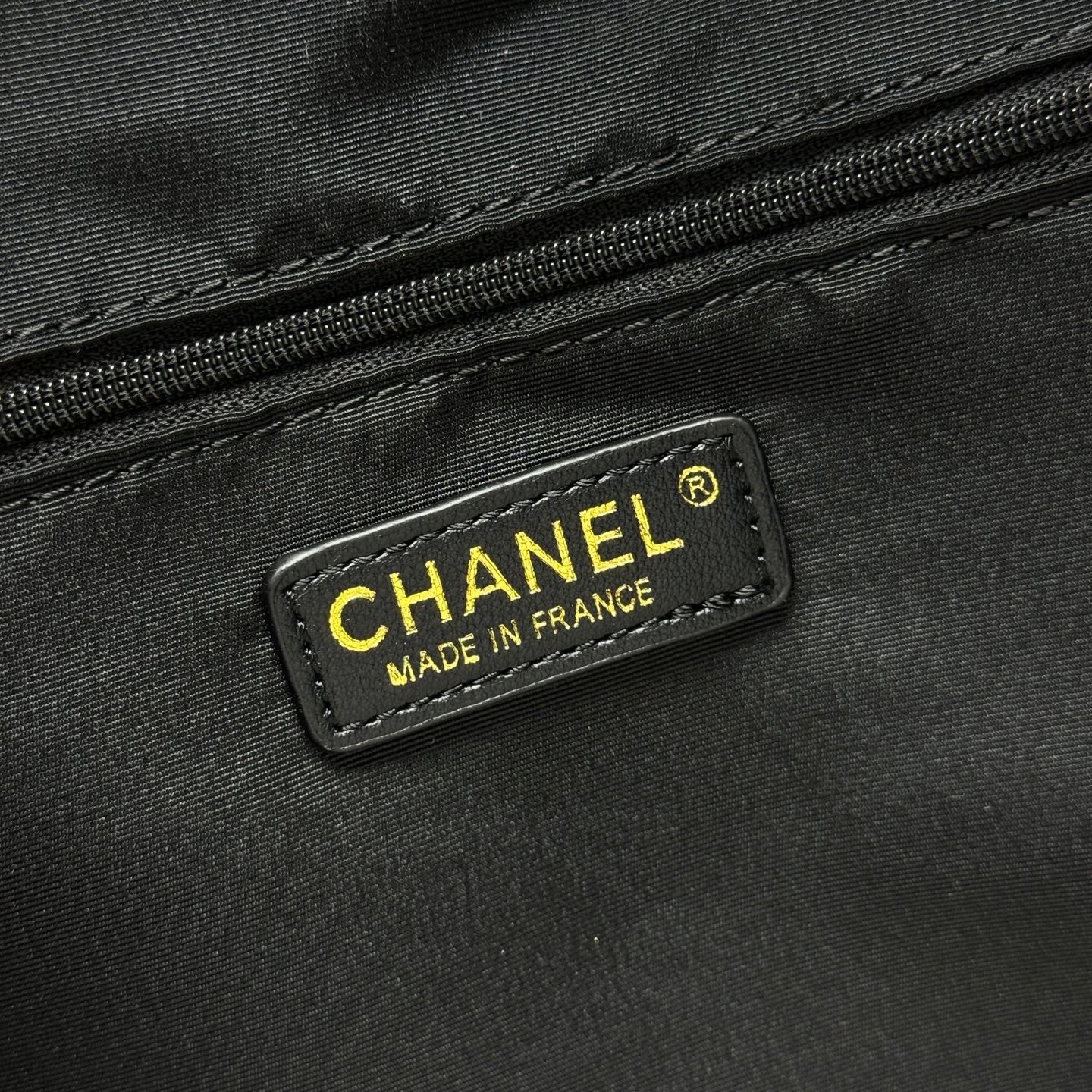B1P46C19 Popular leather bag