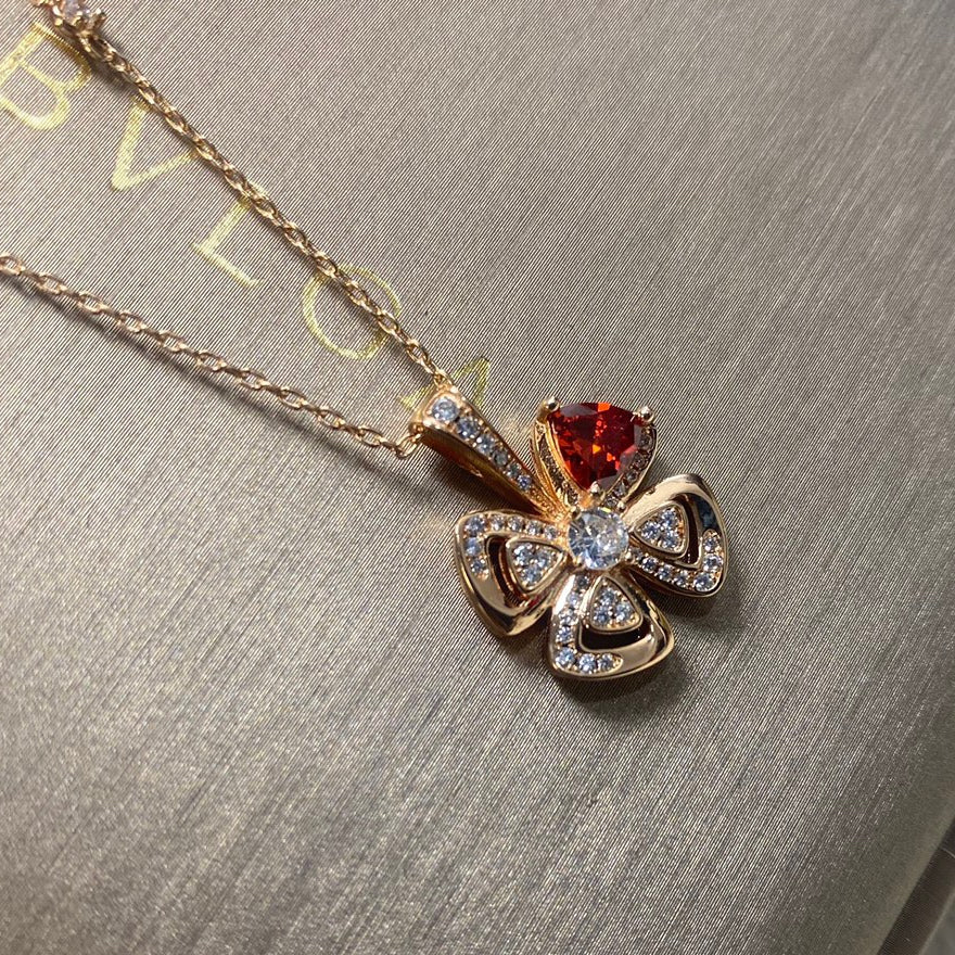 X1Q85S411X Popular Necklaces