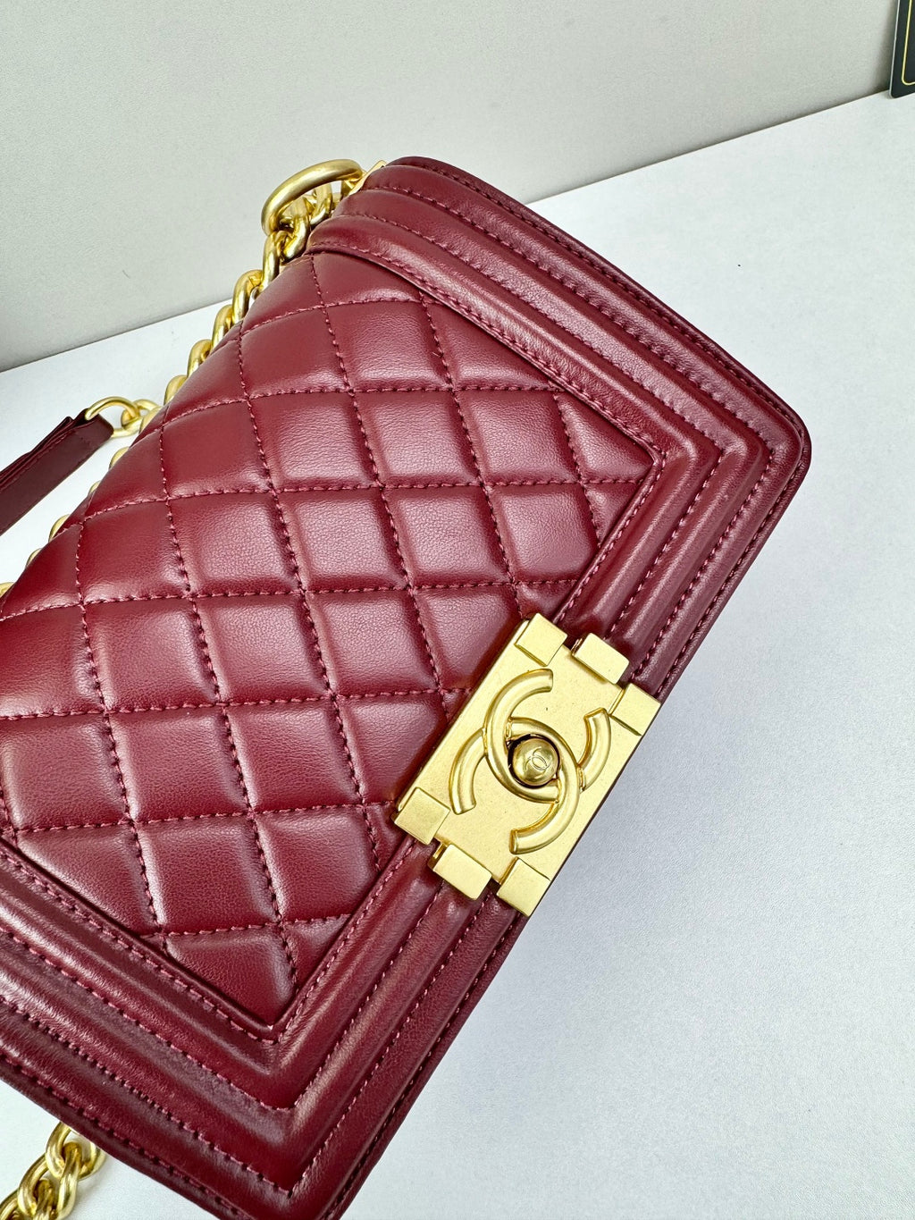 B1P36C16 Popular leather bag