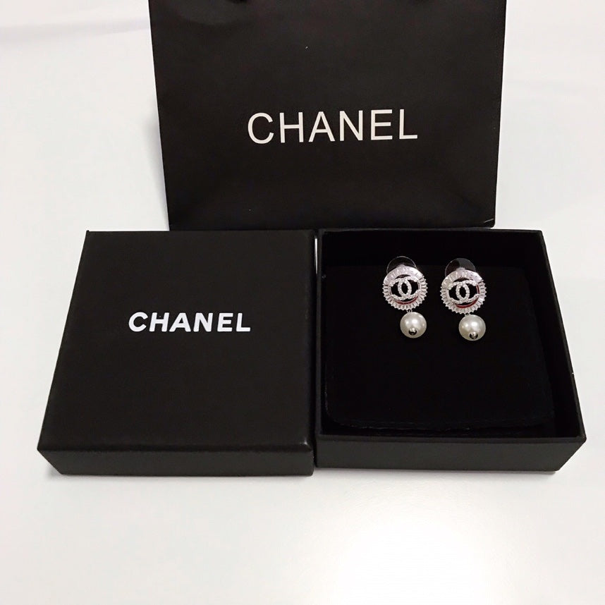 X1Z94C792E Popular Earrings